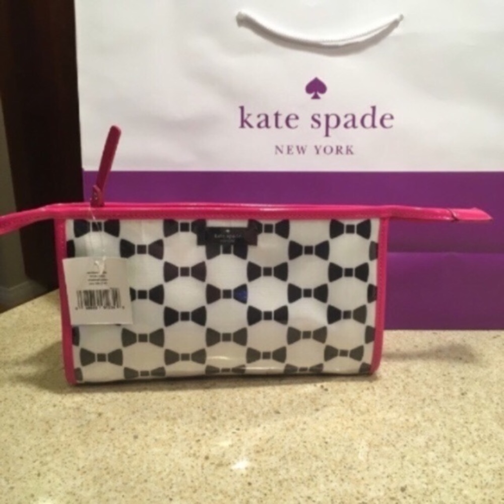 Kate Spade Heddy Whitehall Court Large‎ Cosmetic Bag NWT